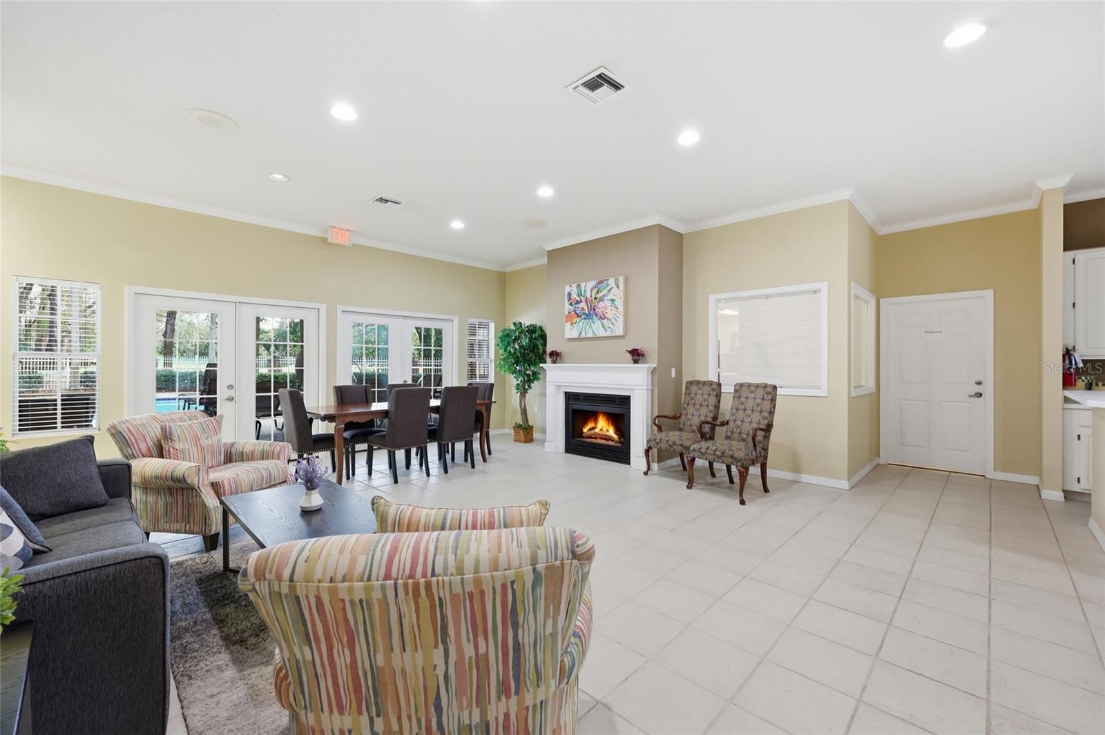 THE LINKS - Residential