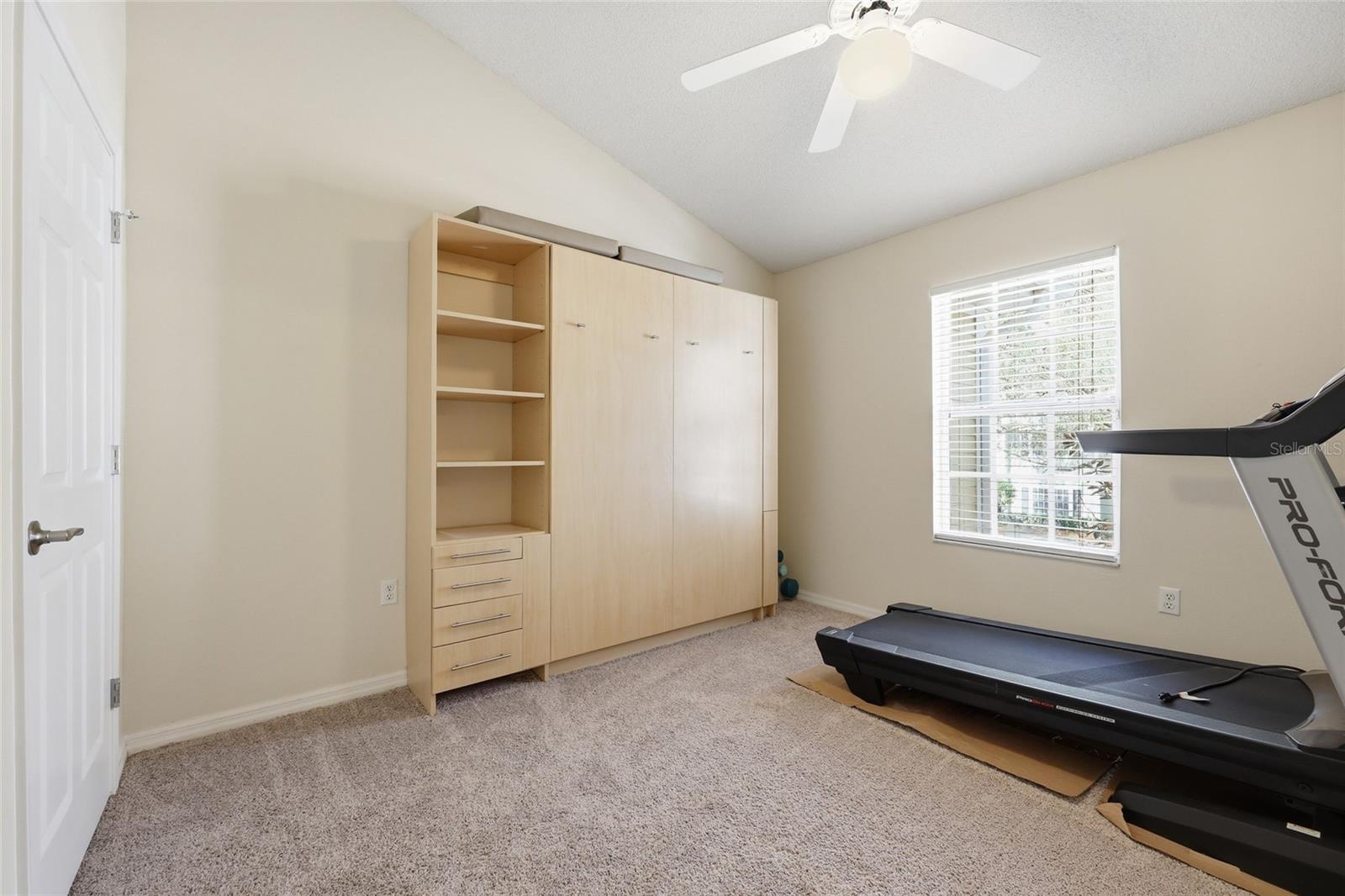 THE LINKS - Residential