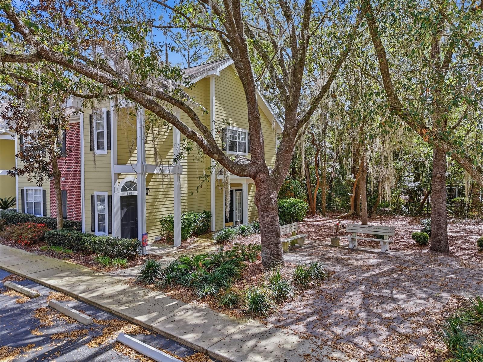 THE LINKS - Residential