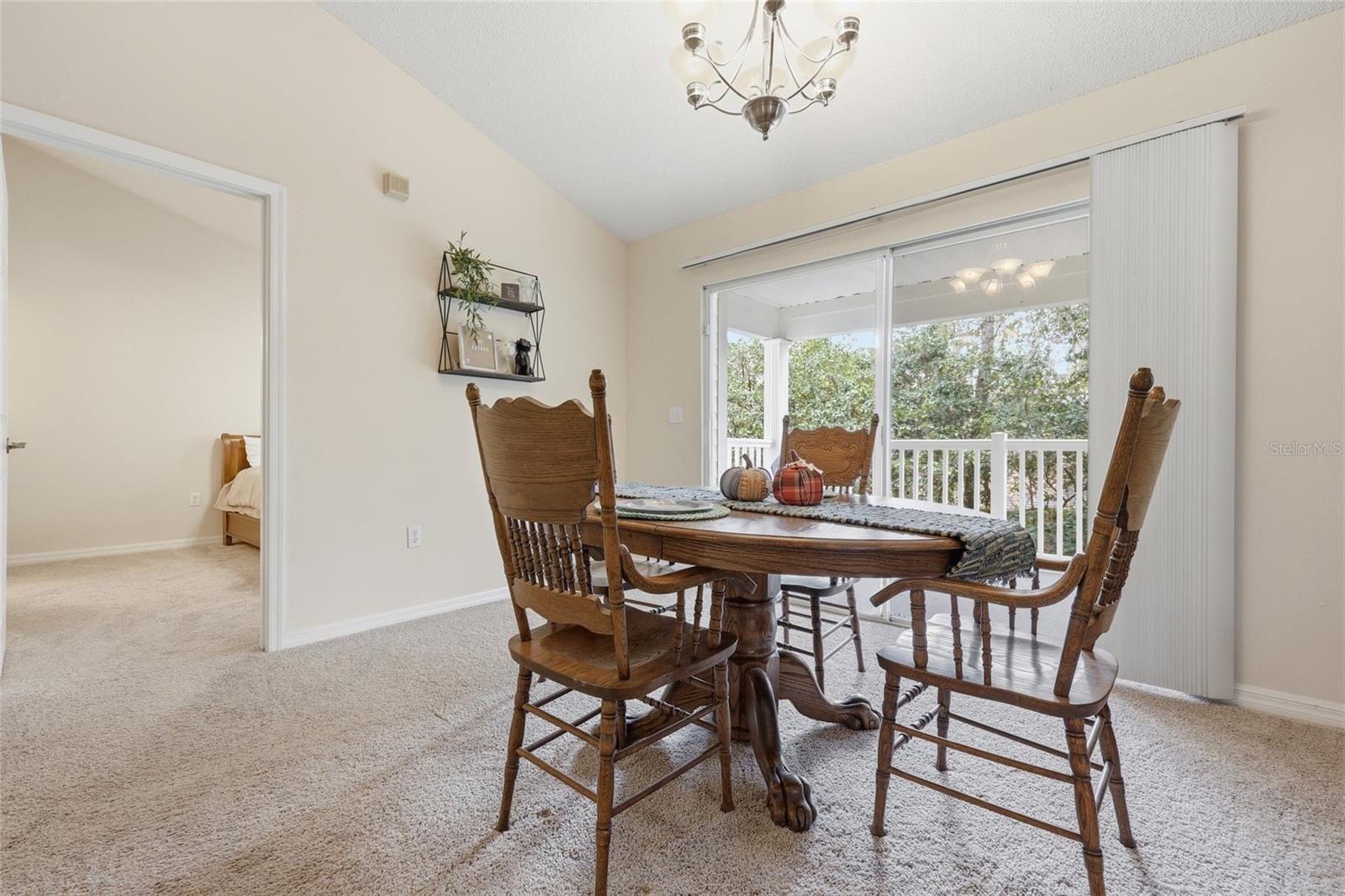 THE LINKS - Residential