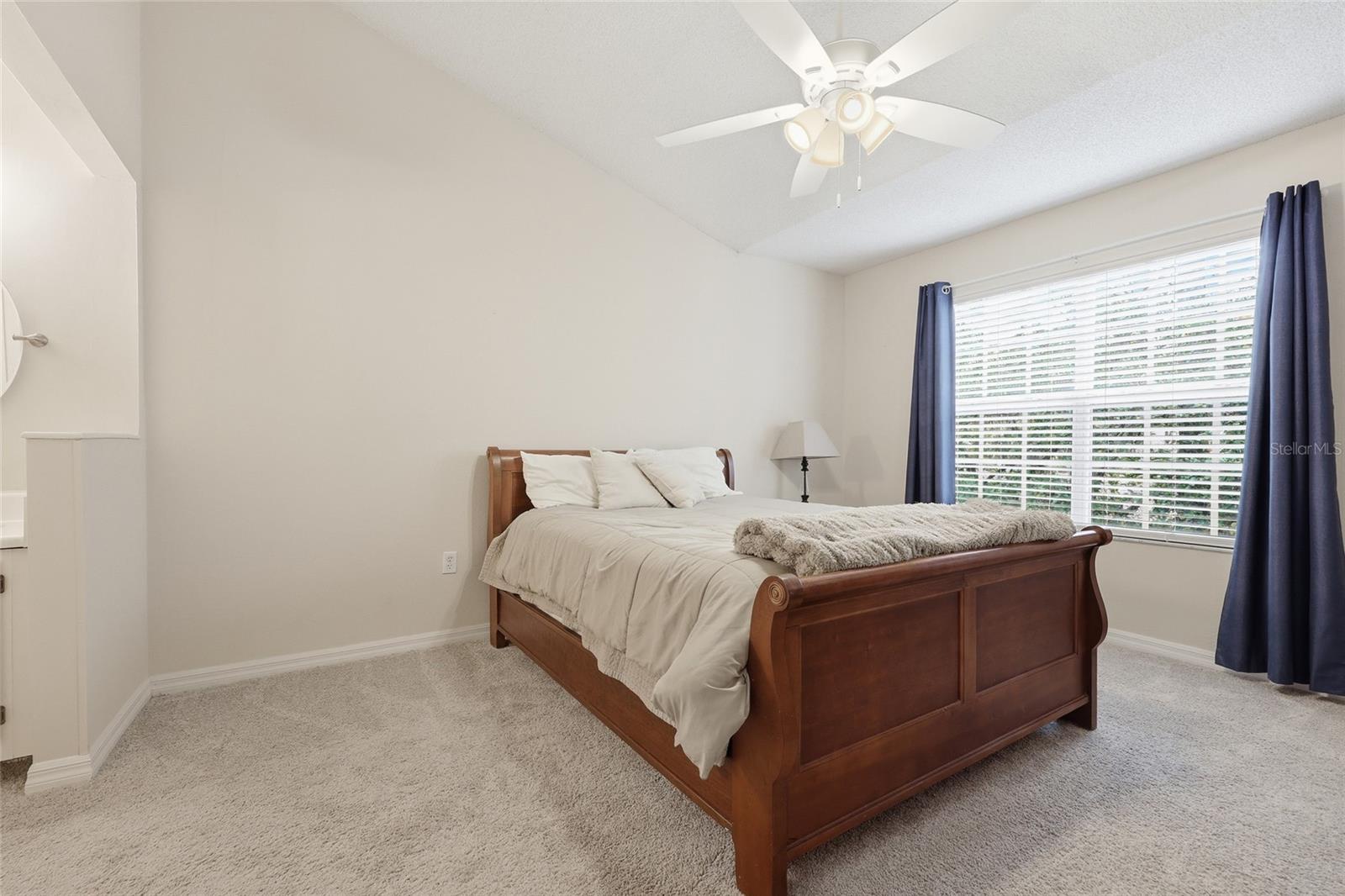 THE LINKS - Residential