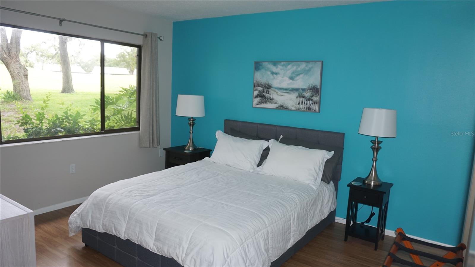 BEACON WOODS WEDGEWOOD CONDO - Residential