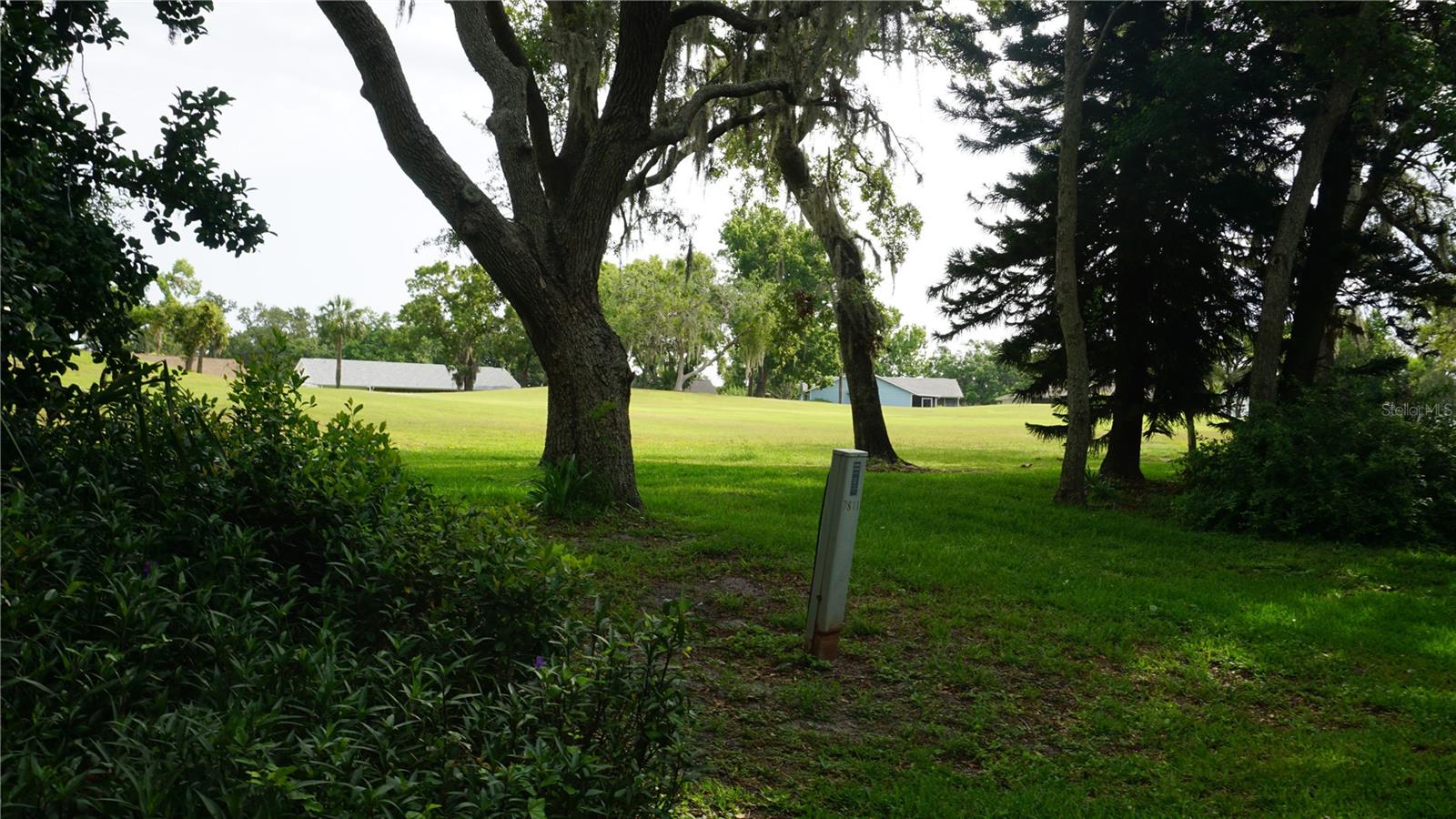 BEACON WOODS WEDGEWOOD CONDO - Residential