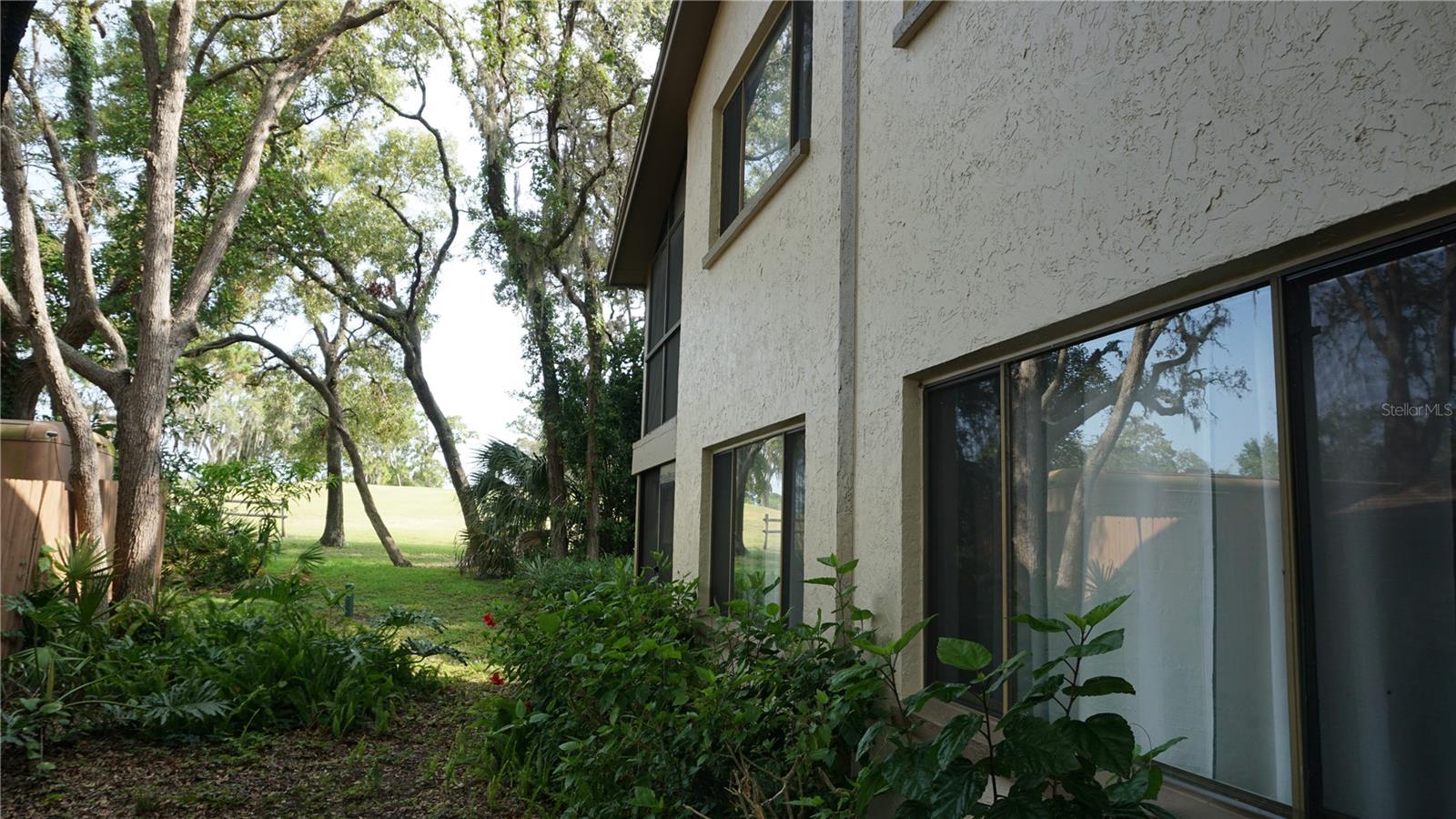 BEACON WOODS WEDGEWOOD CONDO - Residential