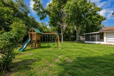 Tiny photo for 1503 Moss Avenue, Leesburg, FL 34748 (MLS # G5114407)