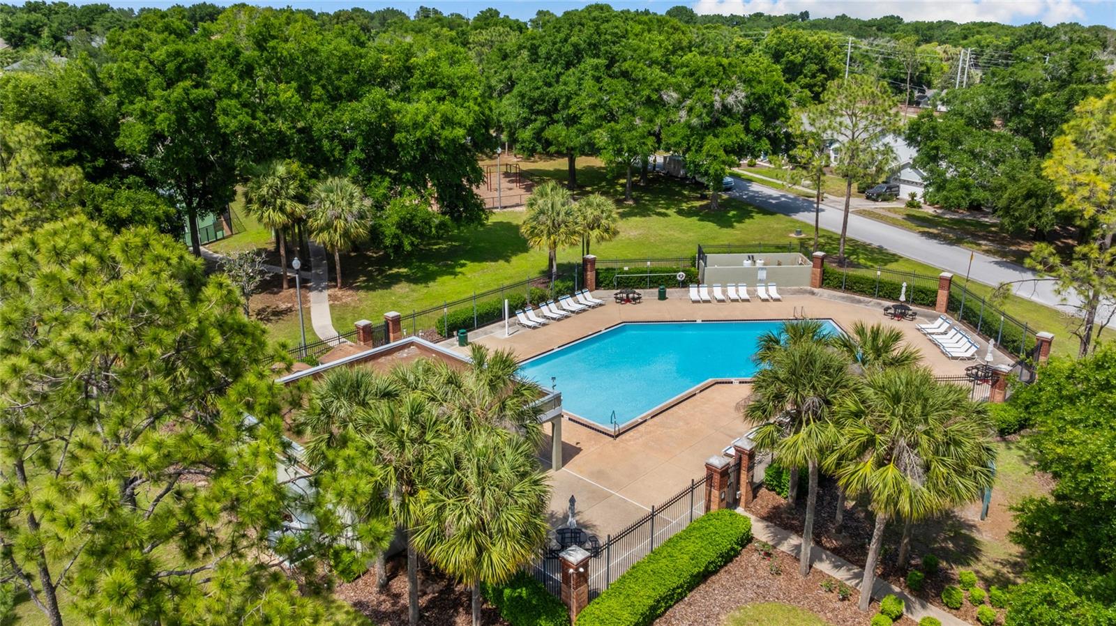 GREATER PINES PH 08 LT 802 - Residential