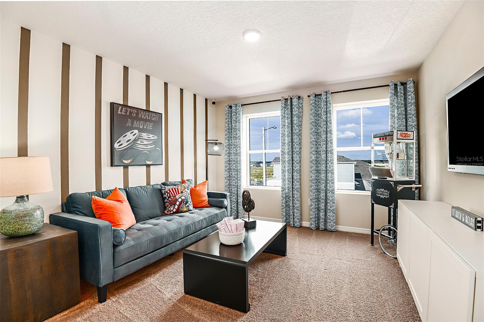 PASADENA LANDING - Residential