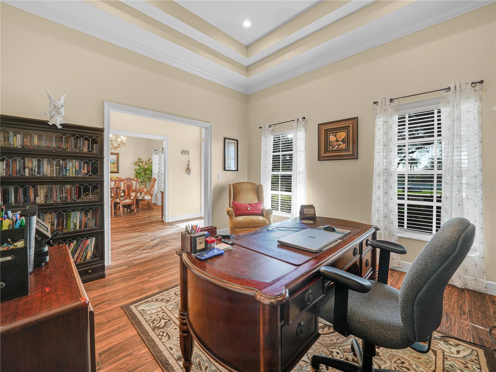 2113 LONGLEAF CIRCLE