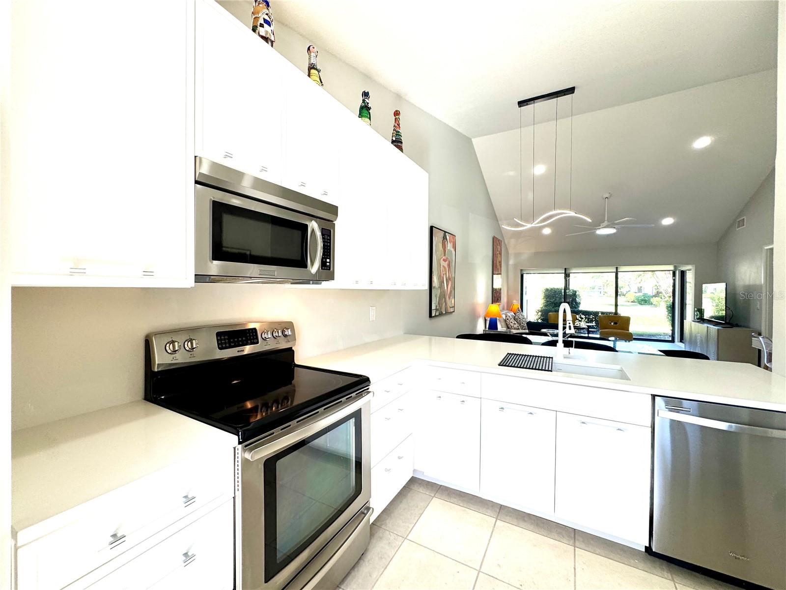 SOMERSET - Residential Lease