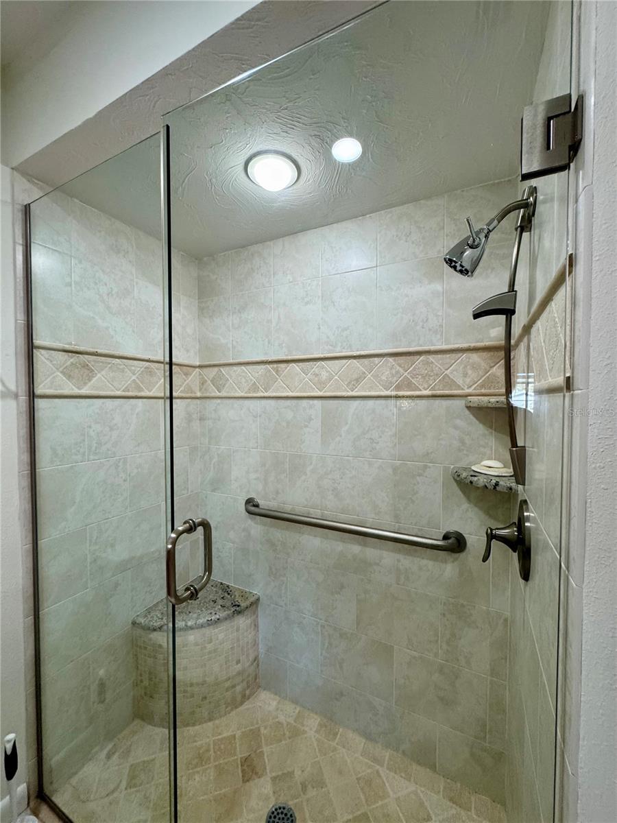 SOMERSET - Residential Lease