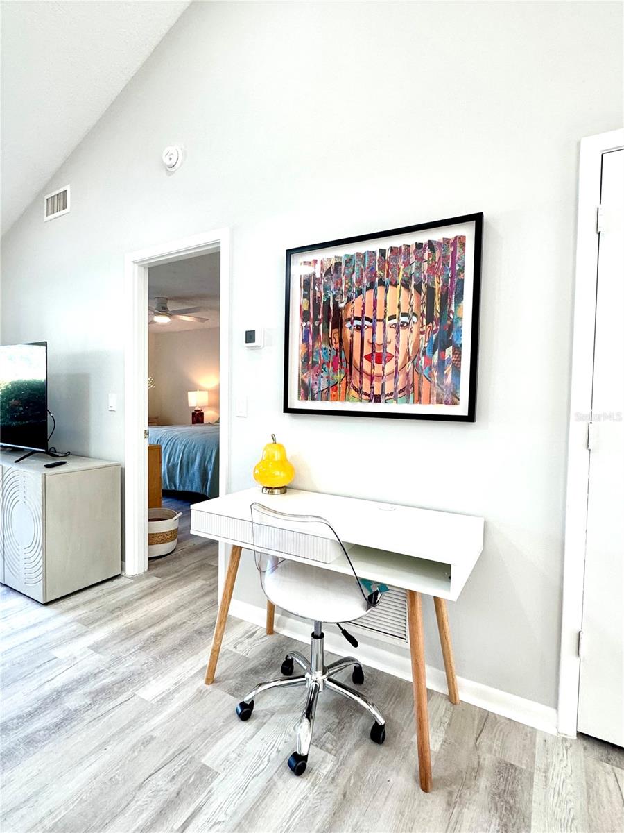 SOMERSET - Residential Lease