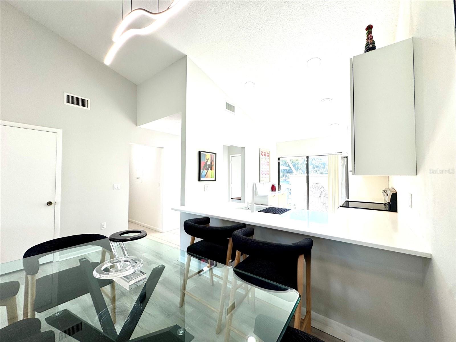 SOMERSET - Residential Lease