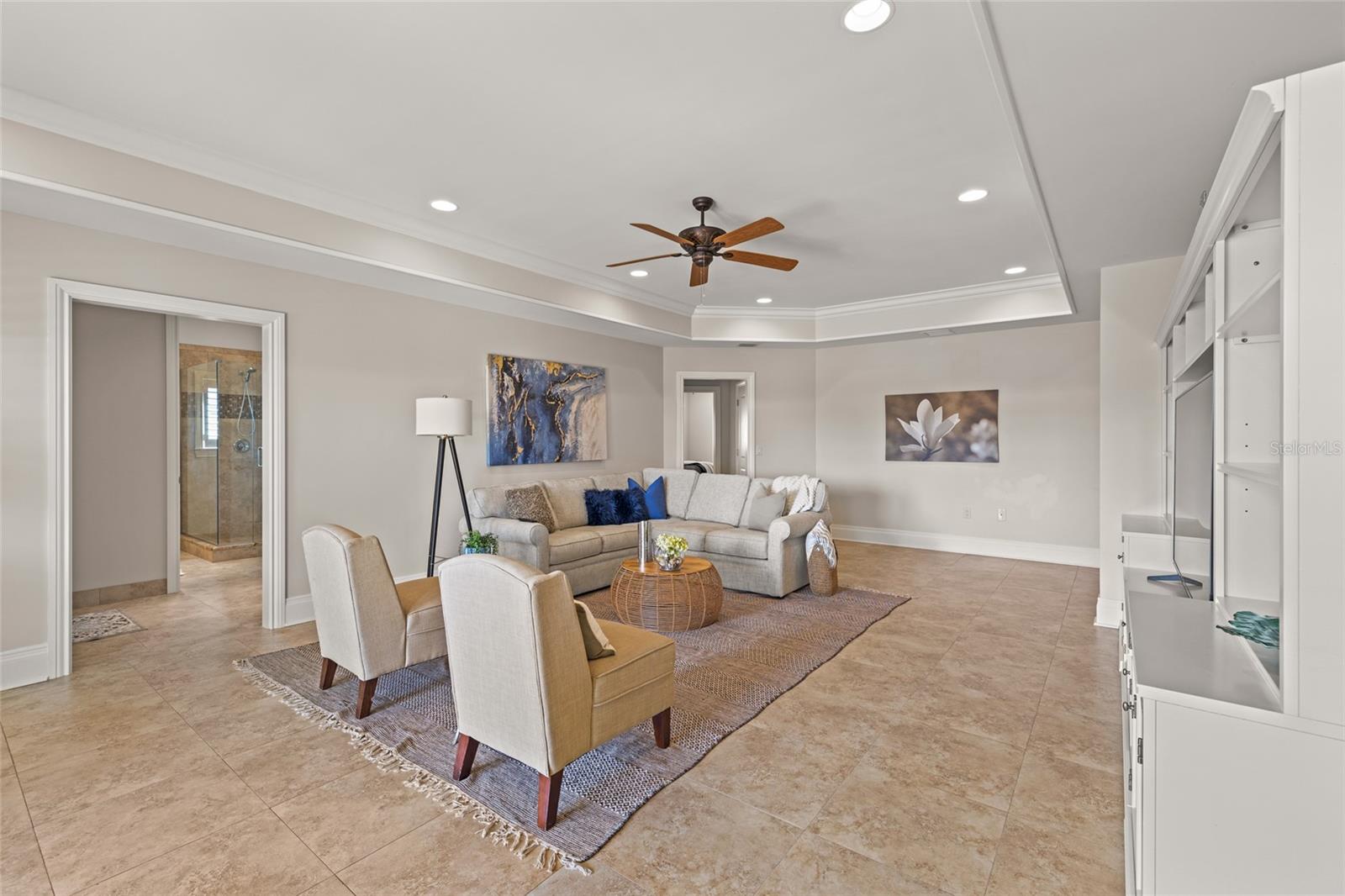 VENETIAN ISLES - Residential