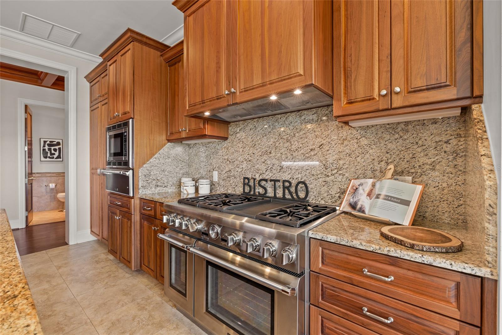 VENETIAN ISLES - Residential