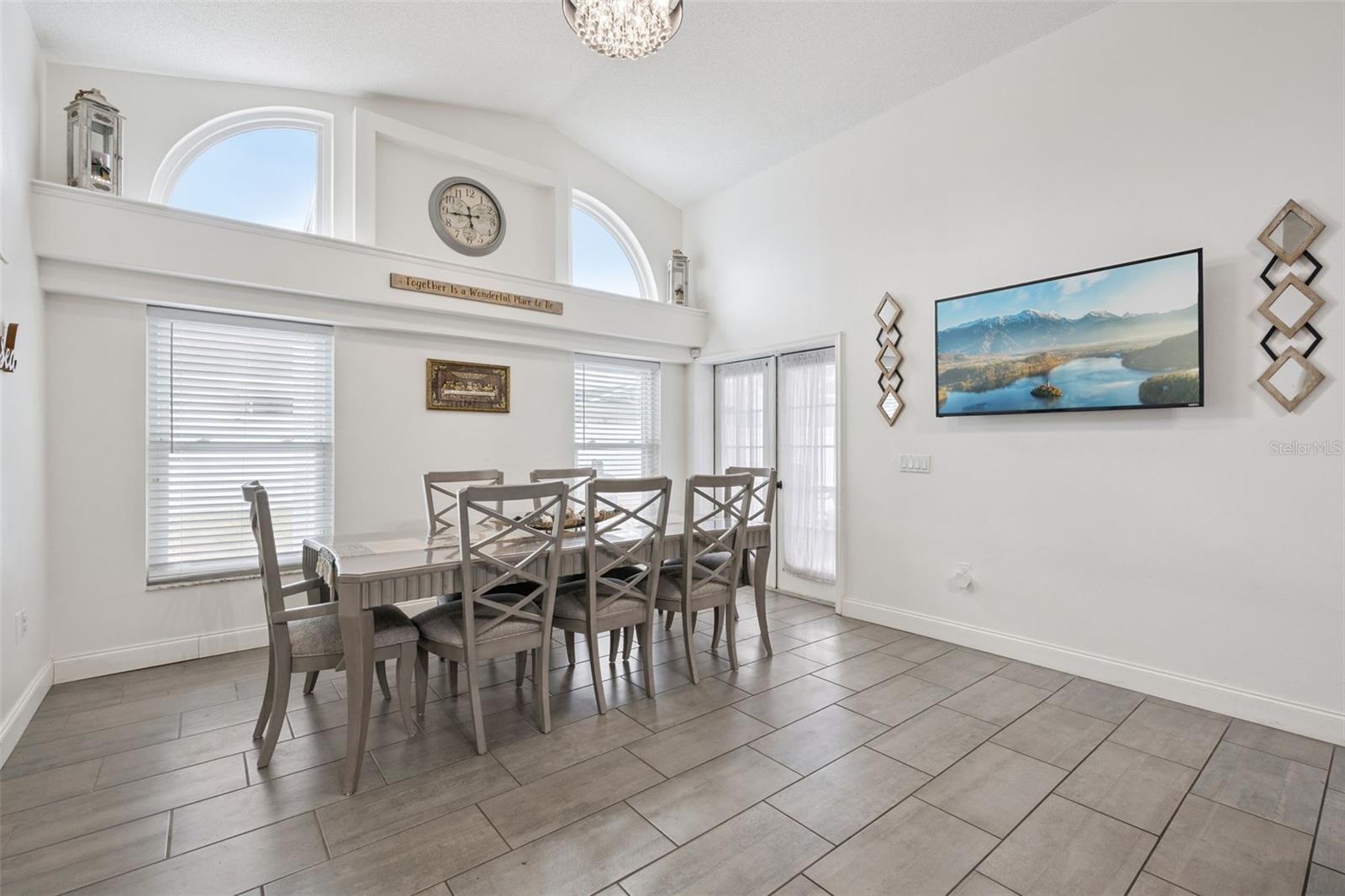 FALCON TRACE - Residential