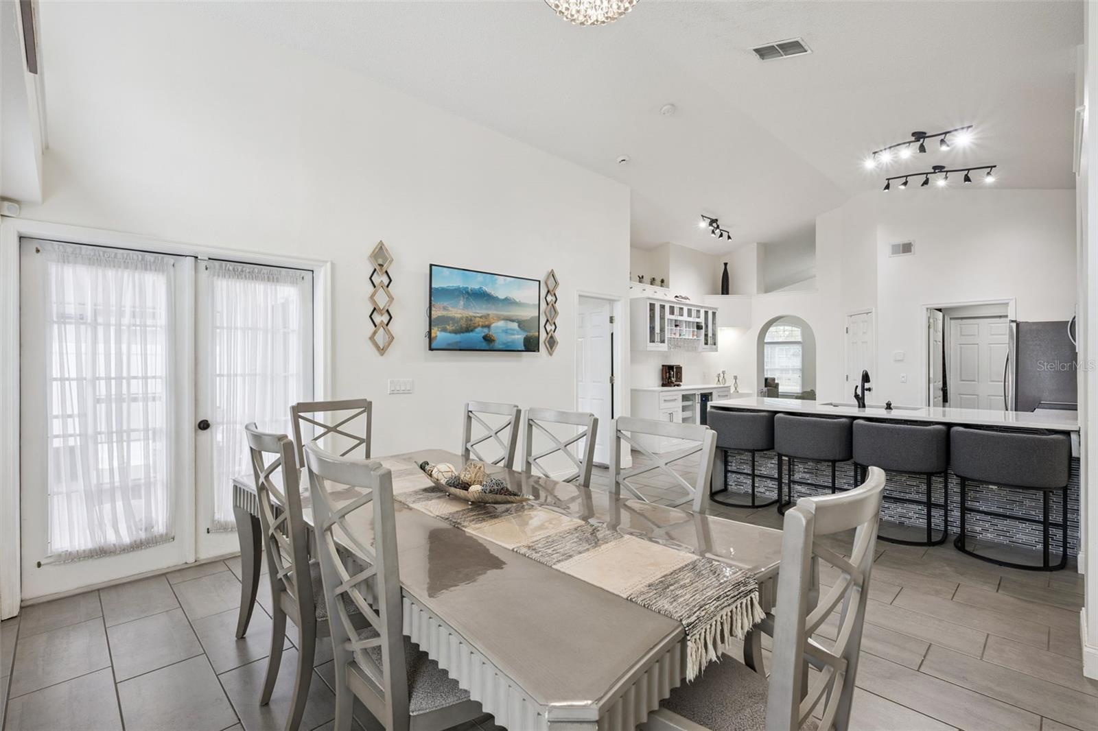 FALCON TRACE - Residential