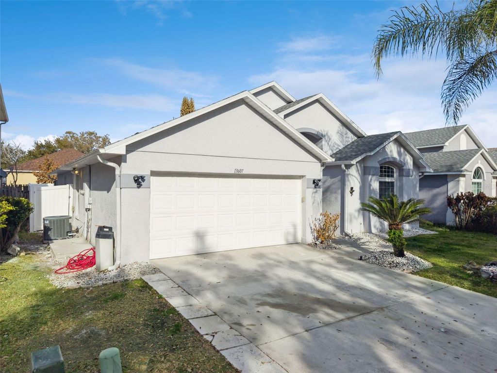 Photo of 13607 Hawkeye Drive, Orlando, FL 32837 (MLS # S5144123)