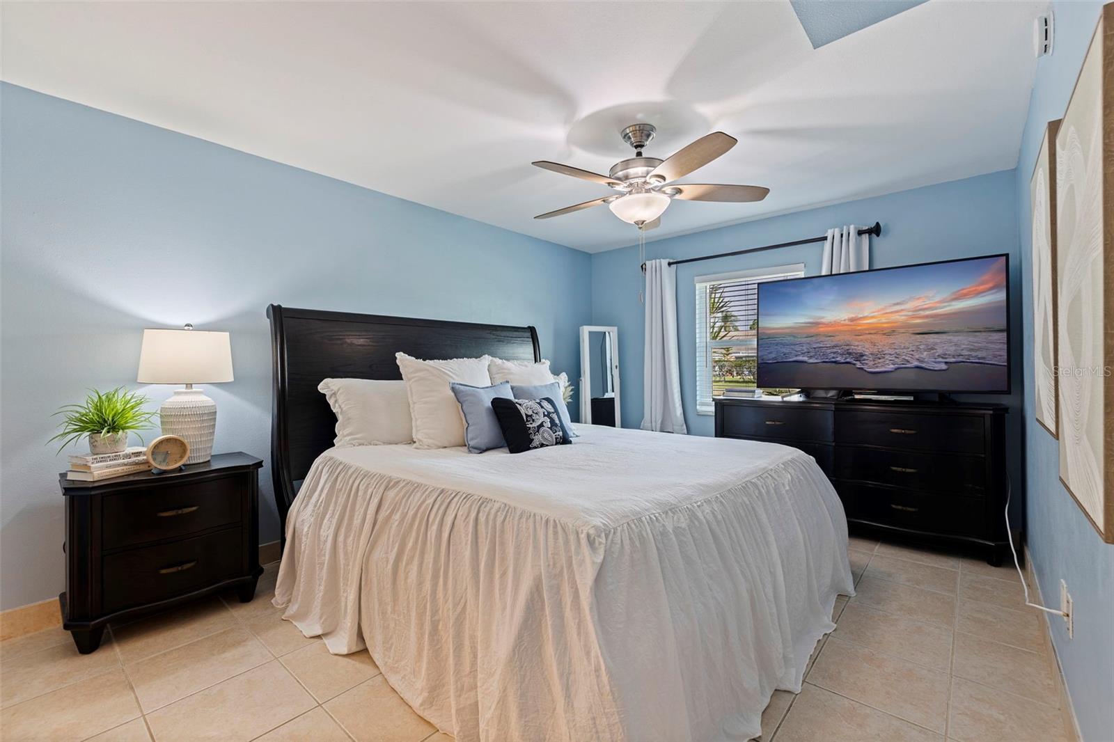 CORDOVA GREENS CONDO - Residential