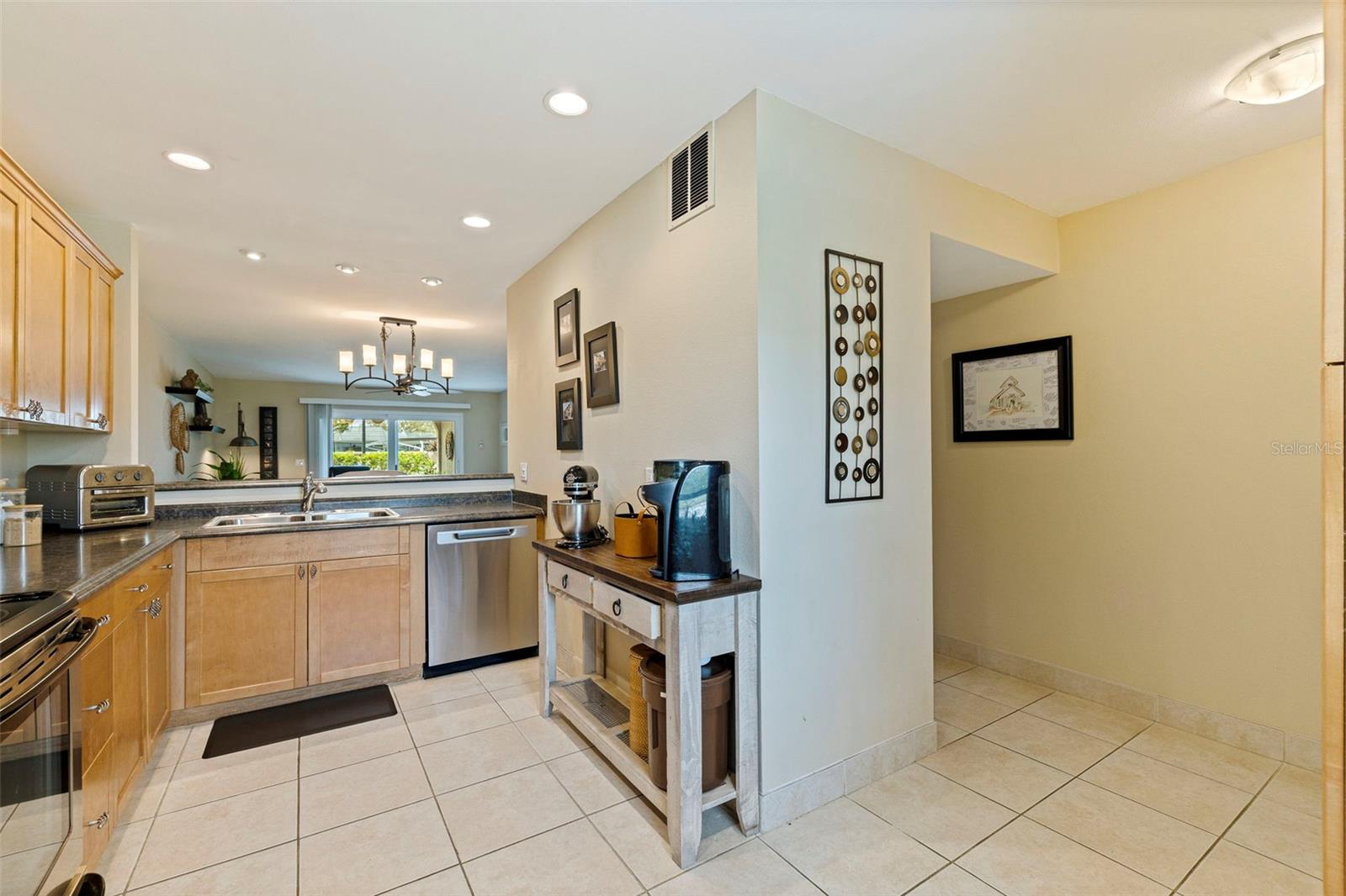 CORDOVA GREENS CONDO - Residential