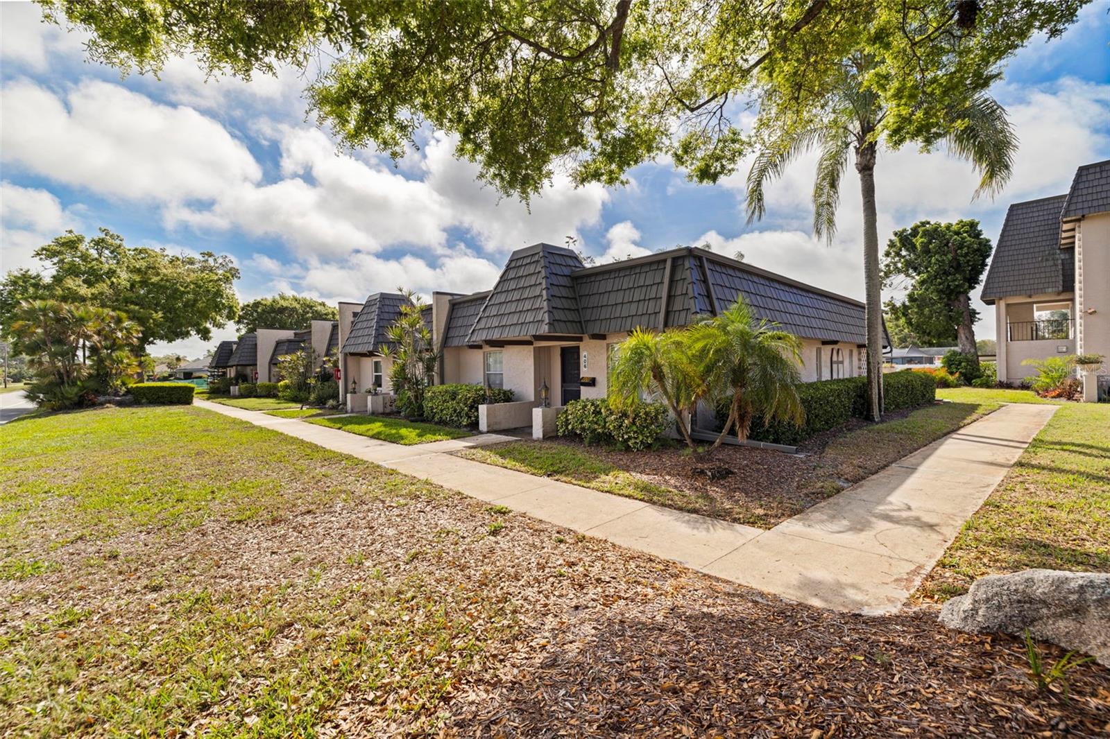 CORDOVA GREENS CONDO - Residential