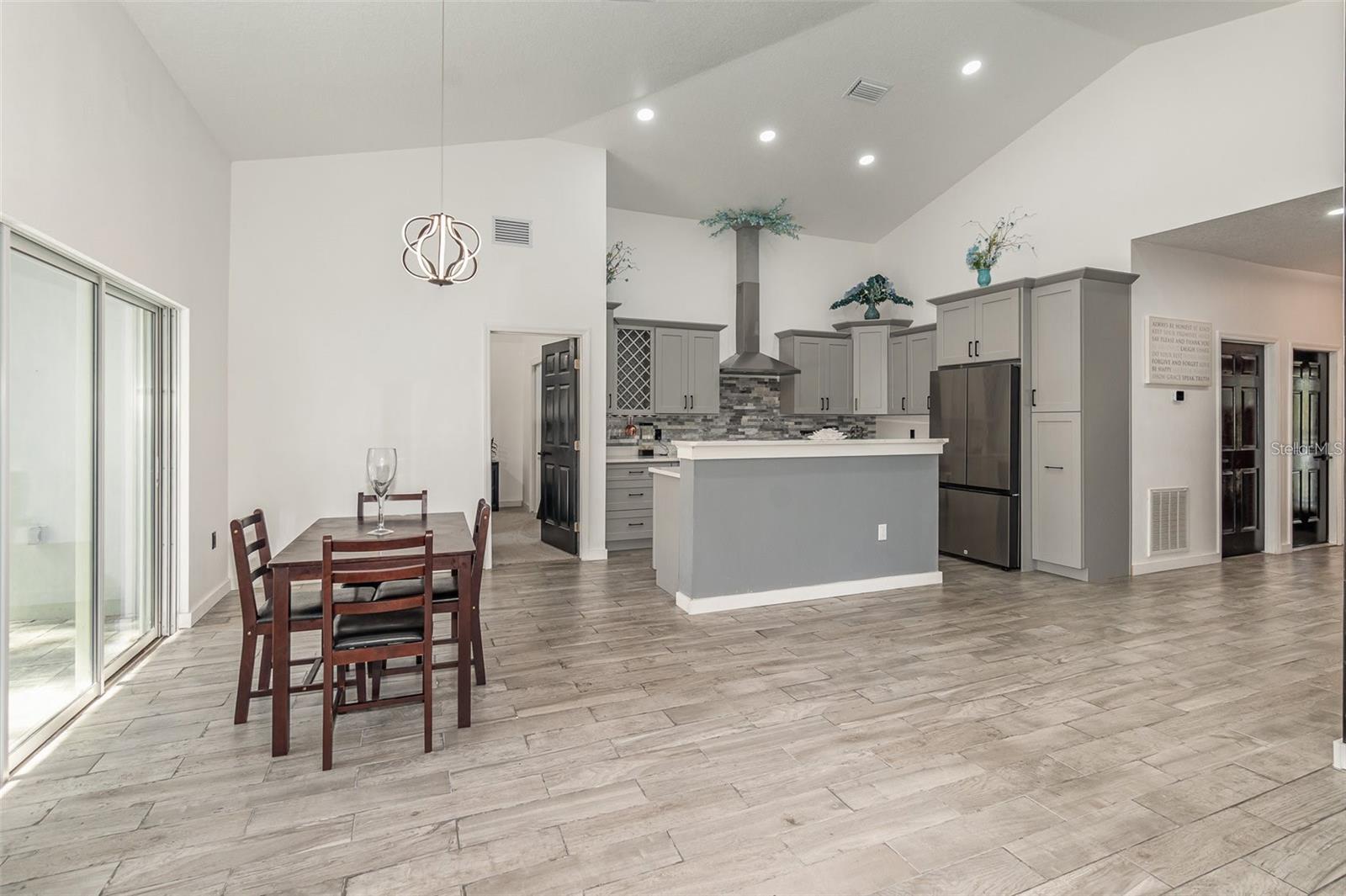 1333 TALLAHASSEE COURT