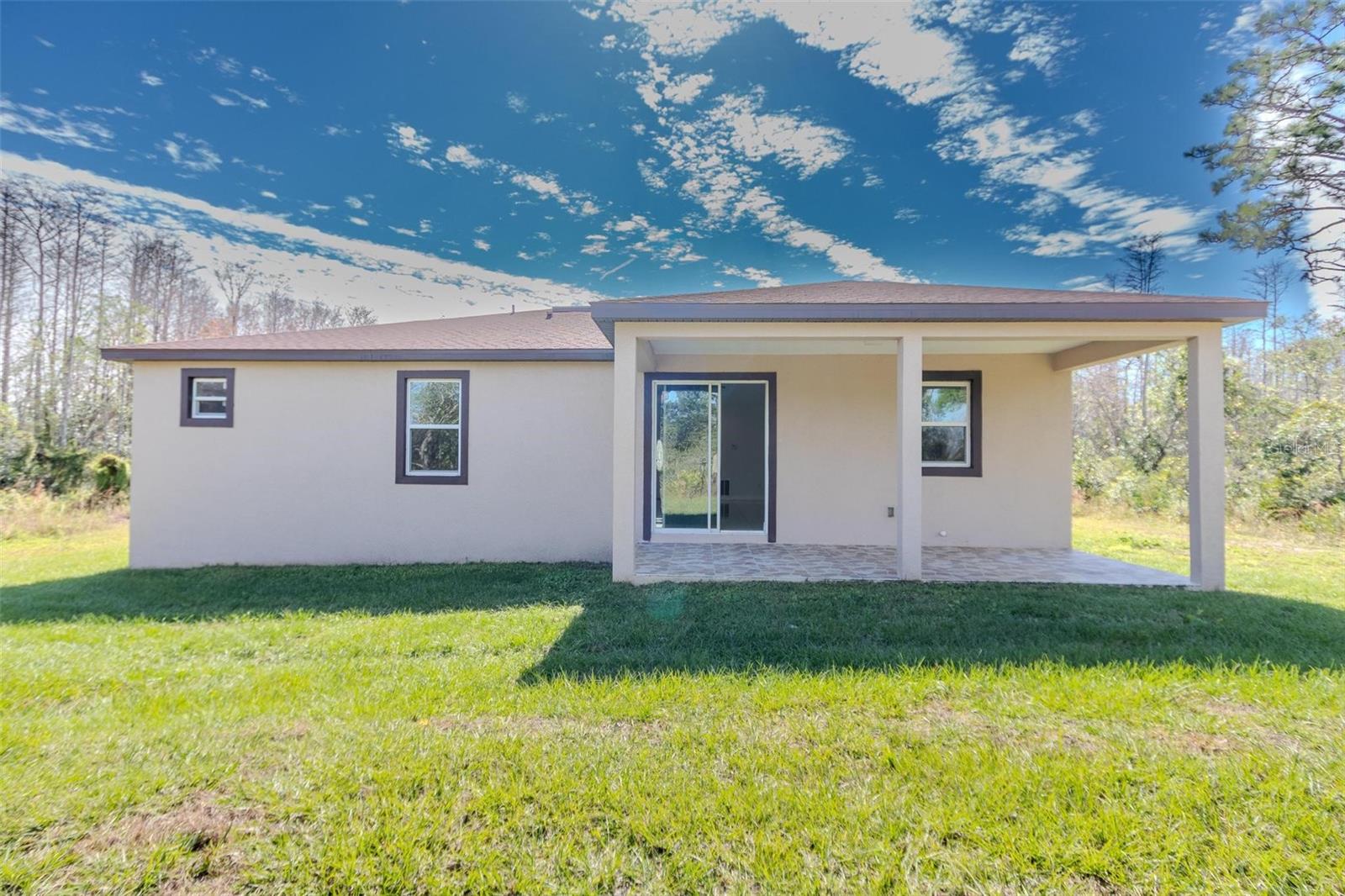 9505 LUNA DRIVE