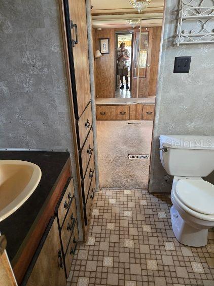 HOLIDAY TRAVEL PARK ENGLEWOOD - Residential