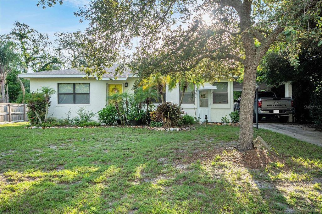 Photo of 553 Jefferson Street, Palm Harbor, FL 34683 (MLS # TB8412238)