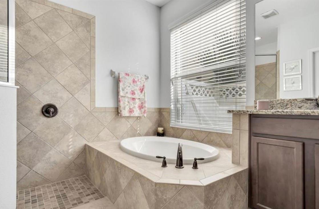 SEVEN OAKS PRCL C-1A & C-1B - Residential Lease