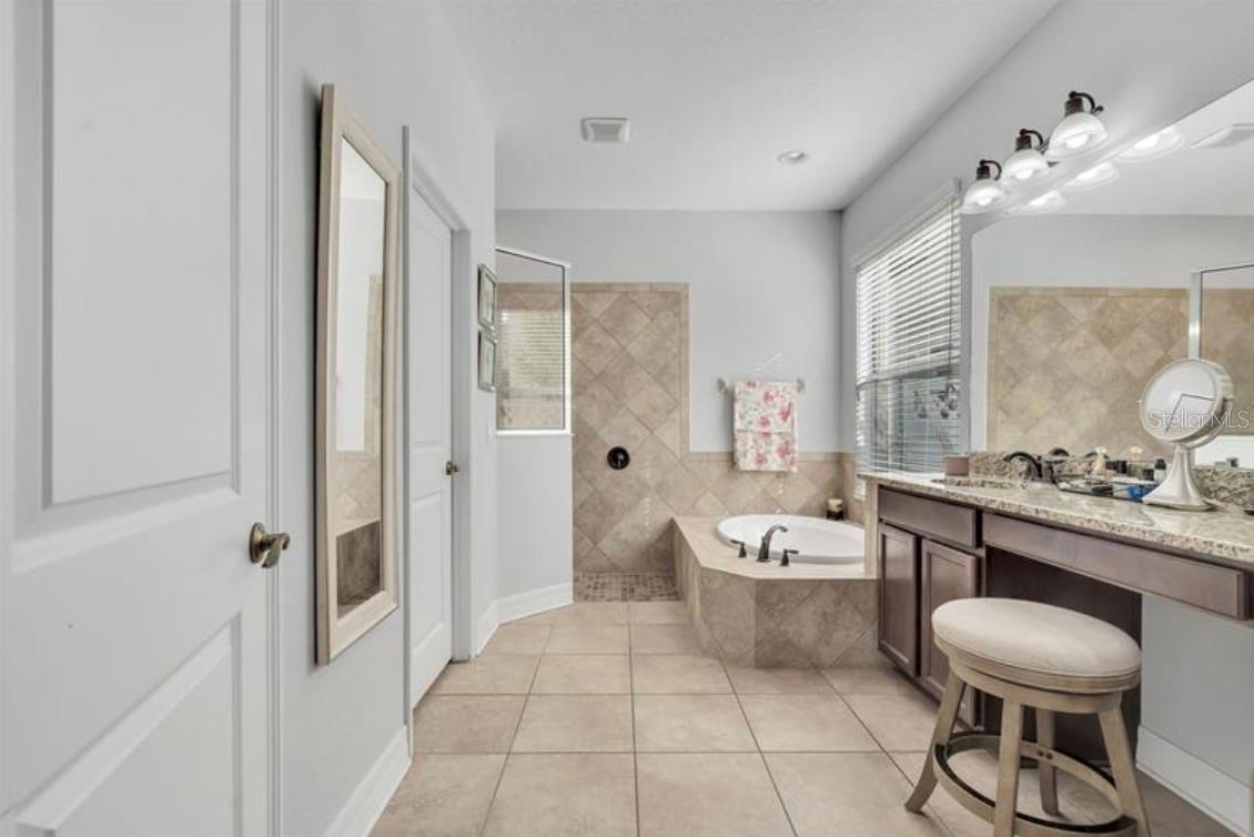 SEVEN OAKS PRCL C-1A & C-1B - Residential Lease