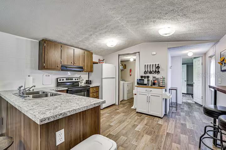 5185 S ALLIGATOR PLACE