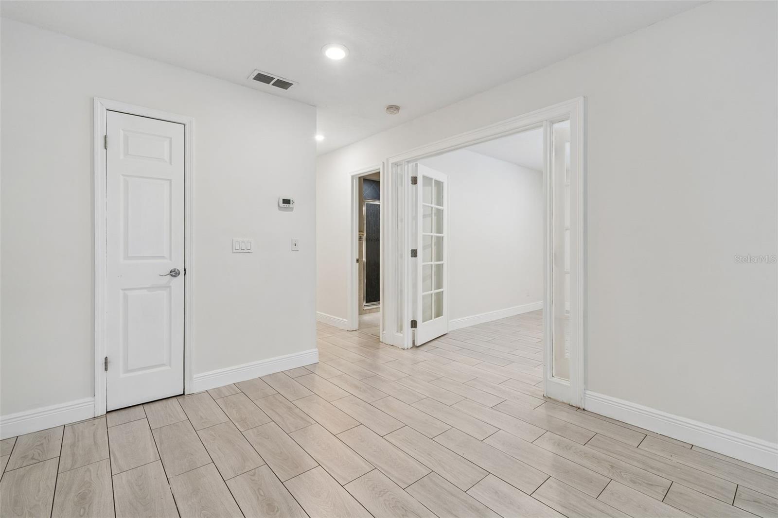 NORTHDALE SECTION C UNIT NO 2 E 4.5 FT OF LOT 27 A - Residential