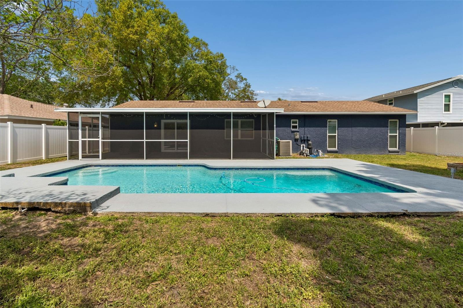 NORTHDALE SECTION C UNIT NO 2 E 4.5 FT OF LOT 27 A - Residential