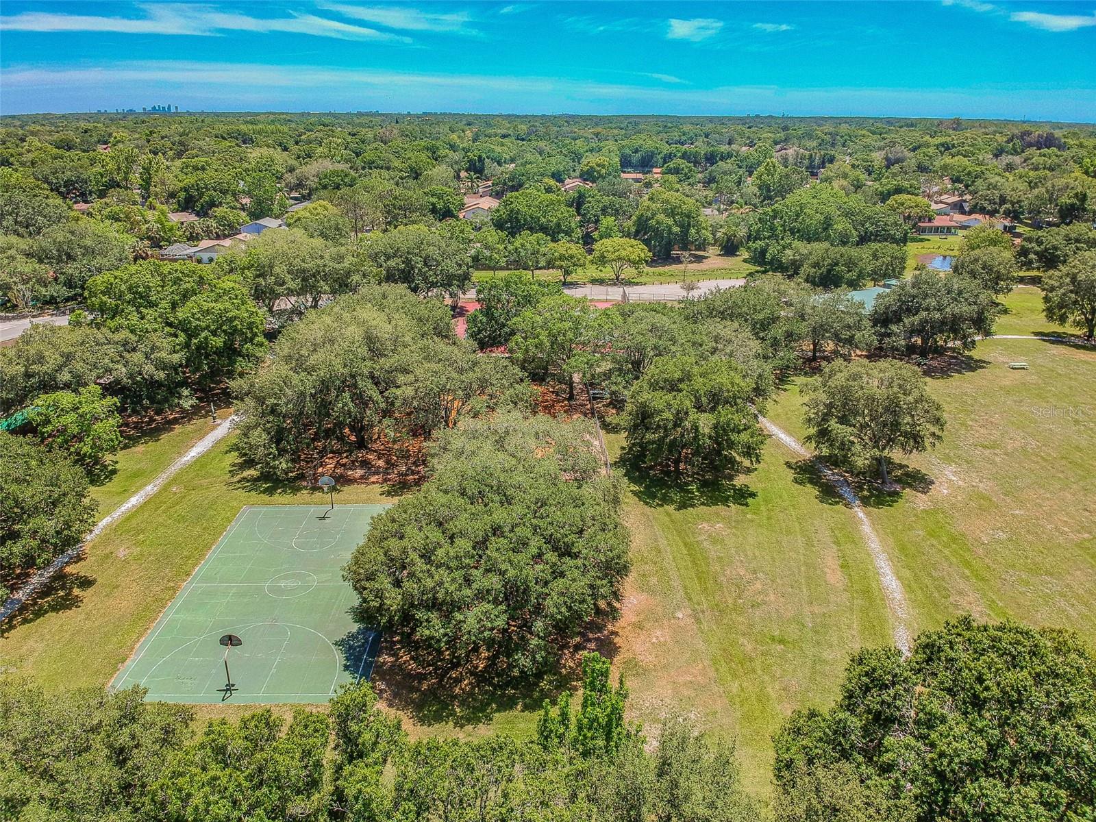 NORTHDALE SECTION C UNIT NO 2 E 4.5 FT OF LOT 27 A - Residential