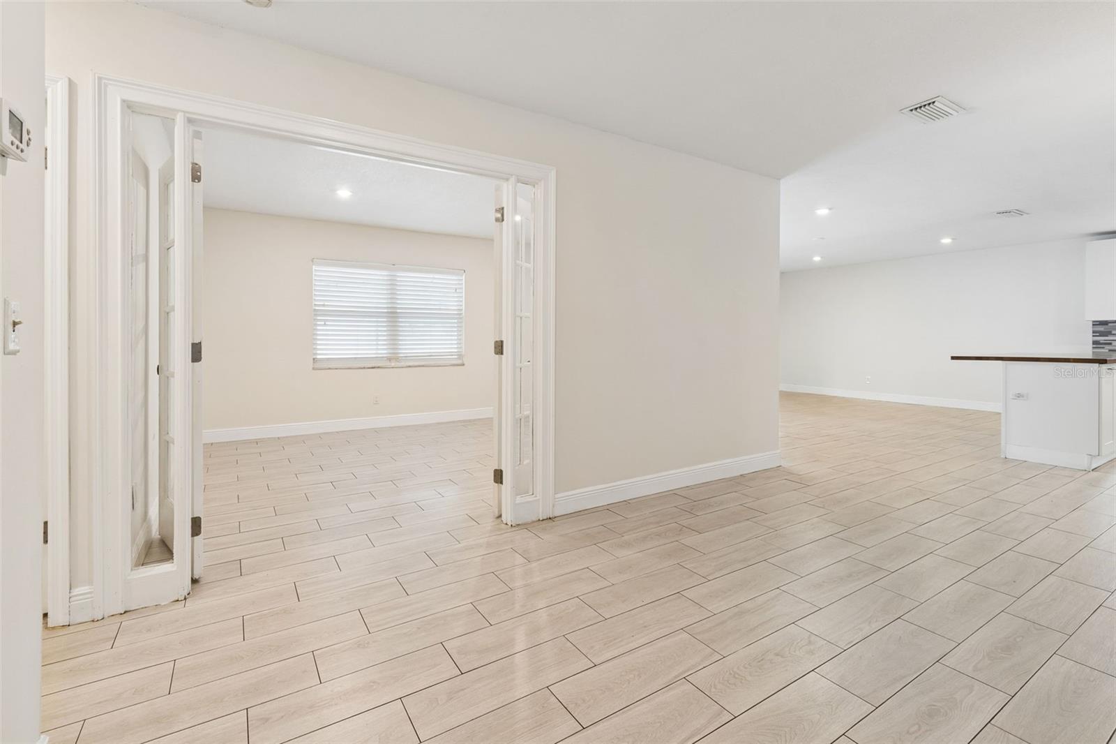 NORTHDALE SECTION C UNIT NO 2 E 4.5 FT OF LOT 27 A - Residential