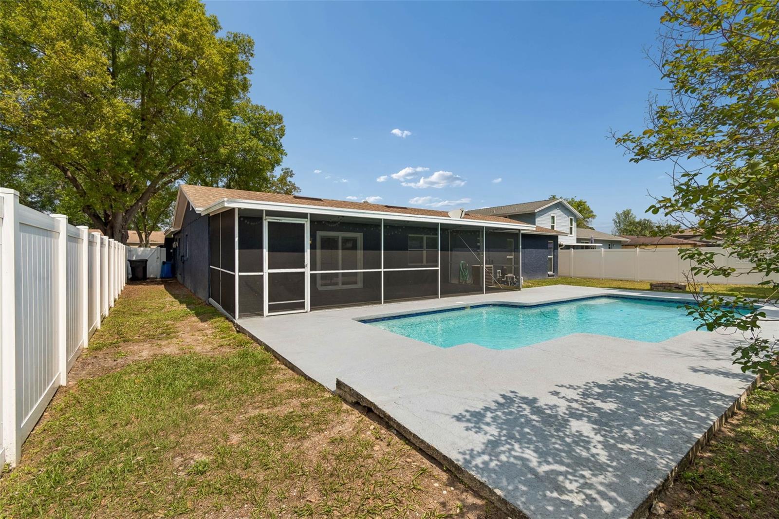 NORTHDALE SECTION C UNIT NO 2 E 4.5 FT OF LOT 27 A - Residential