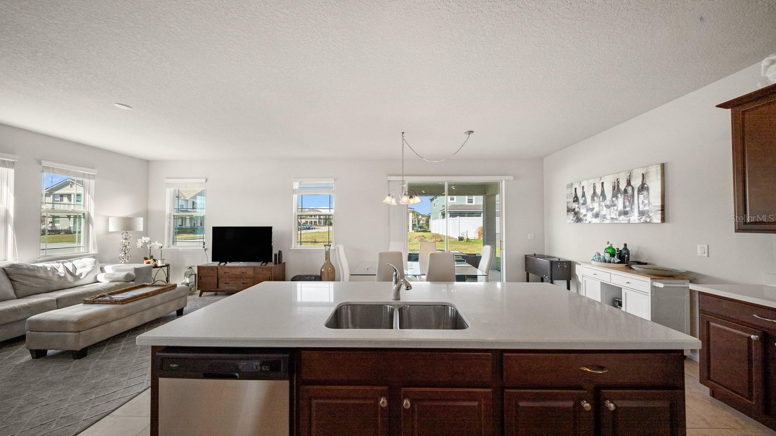 TAPESTRY PH 4 - Residential