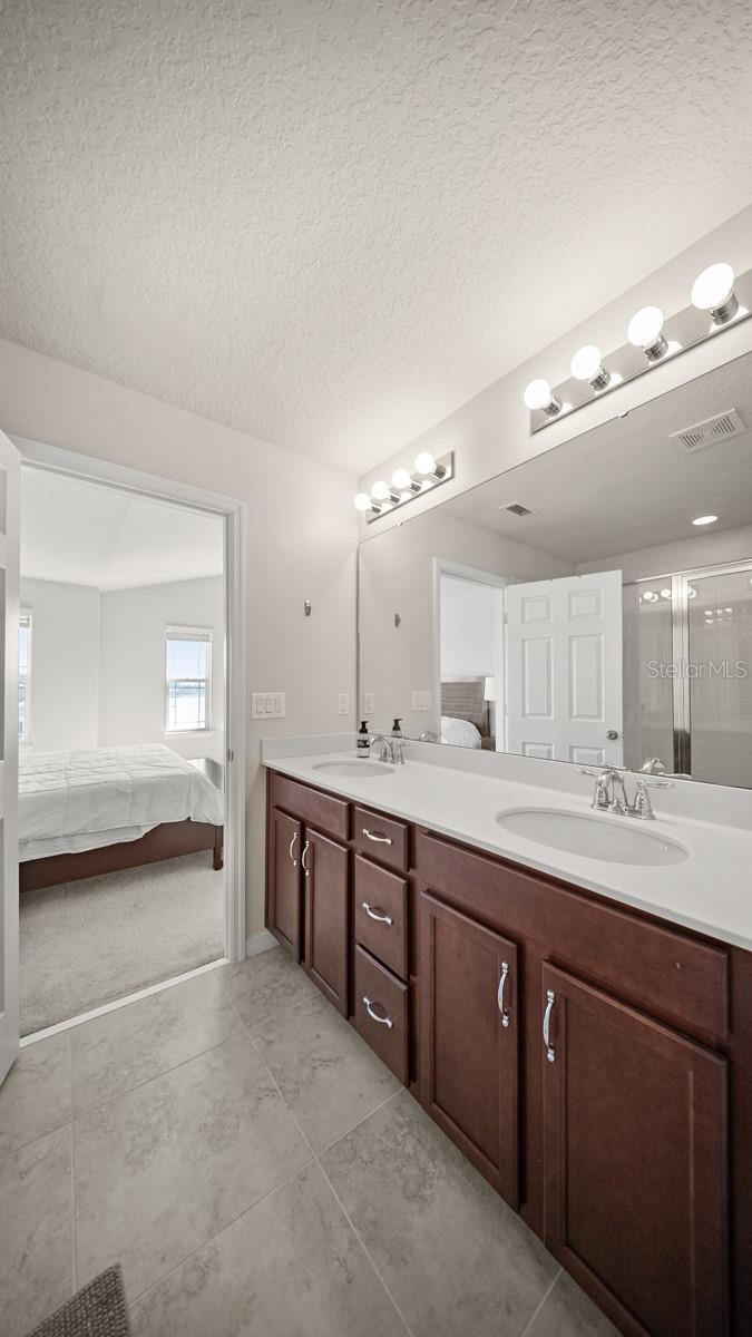 TAPESTRY PH 4 - Residential