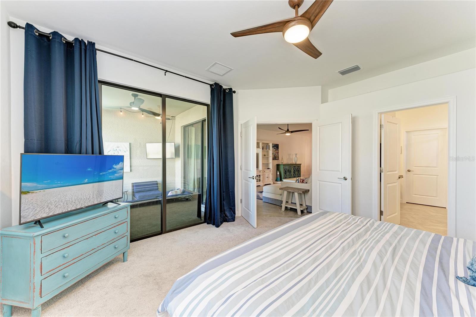 LORRAINE LAKES - Residential