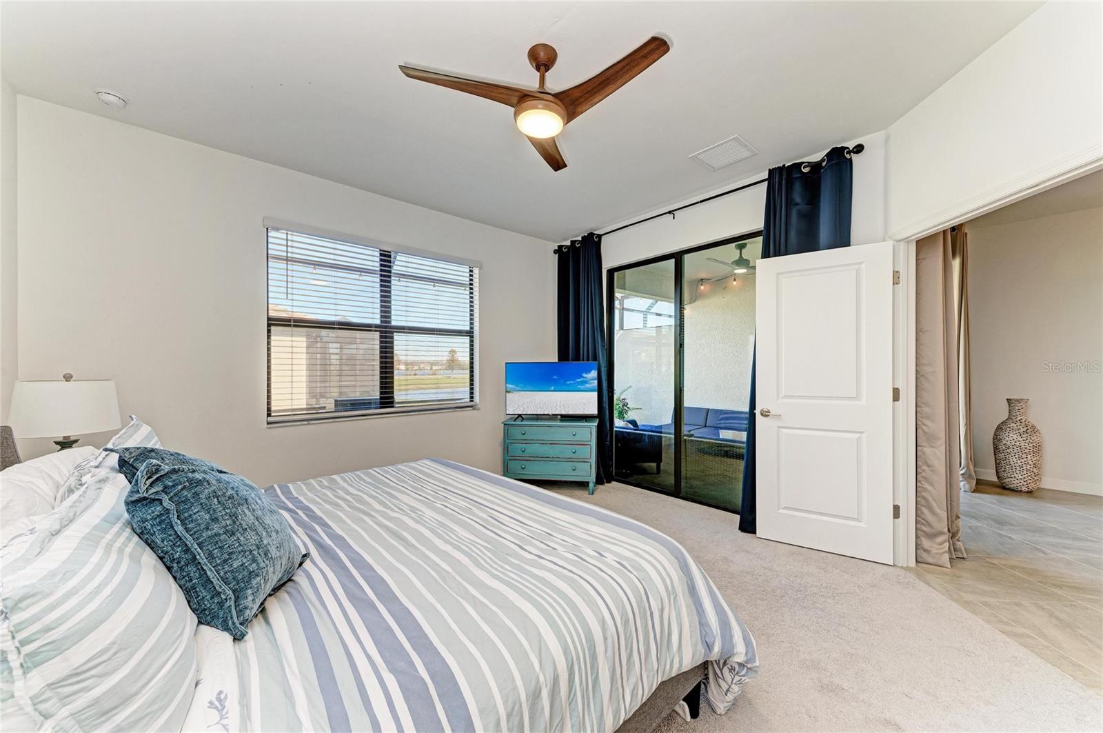 LORRAINE LAKES - Residential