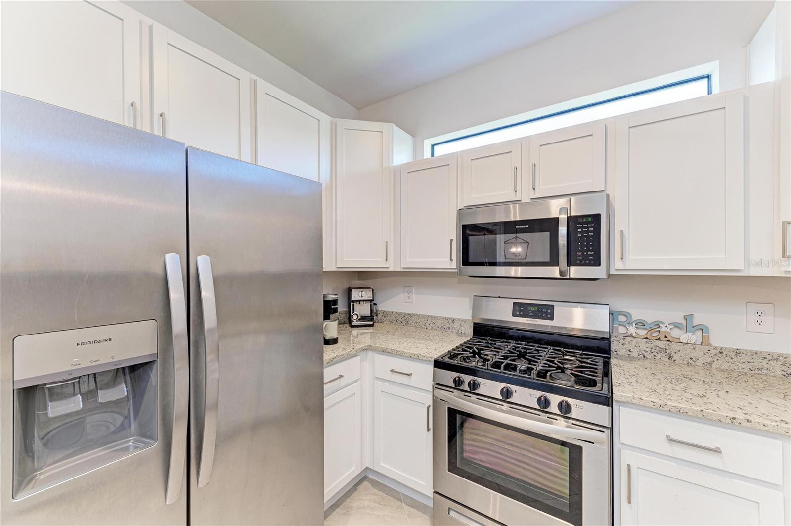 LORRAINE LAKES - Residential