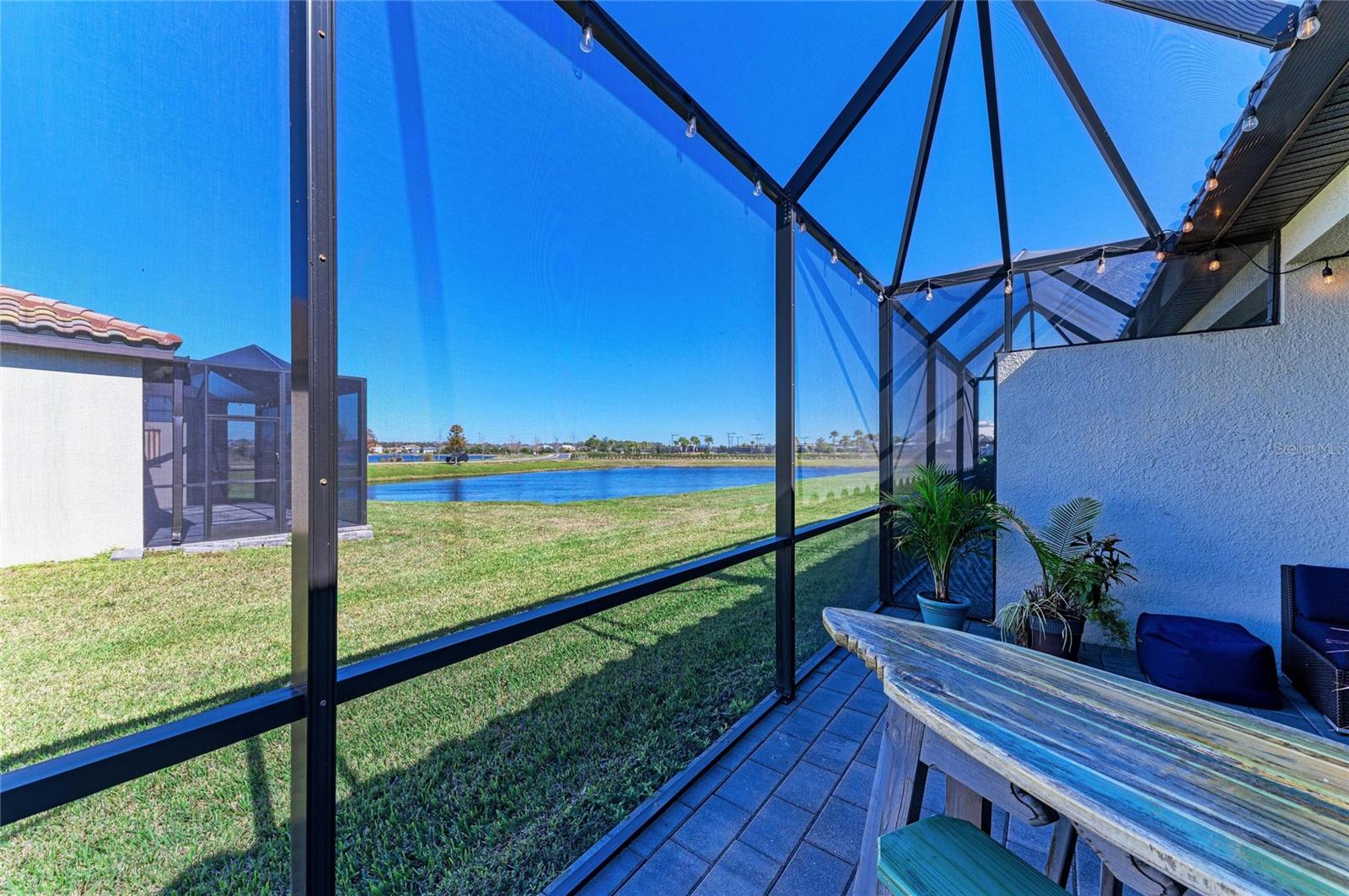 LORRAINE LAKES - Residential