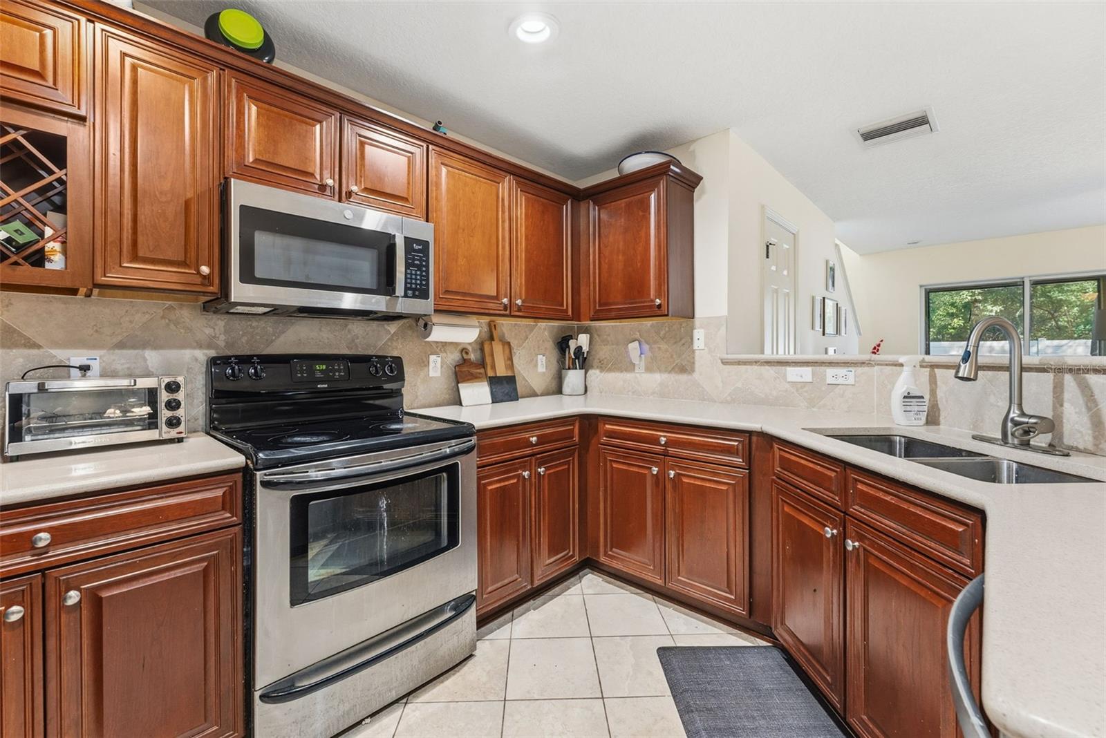 MANGO RIDGE TWNHMS - Residential