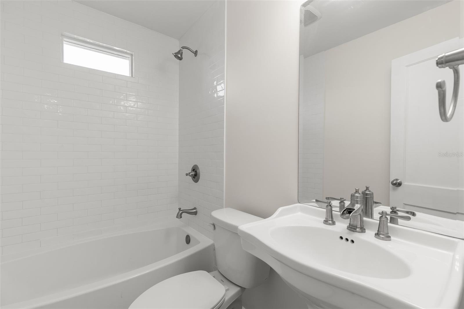 INTER BAY - Residential