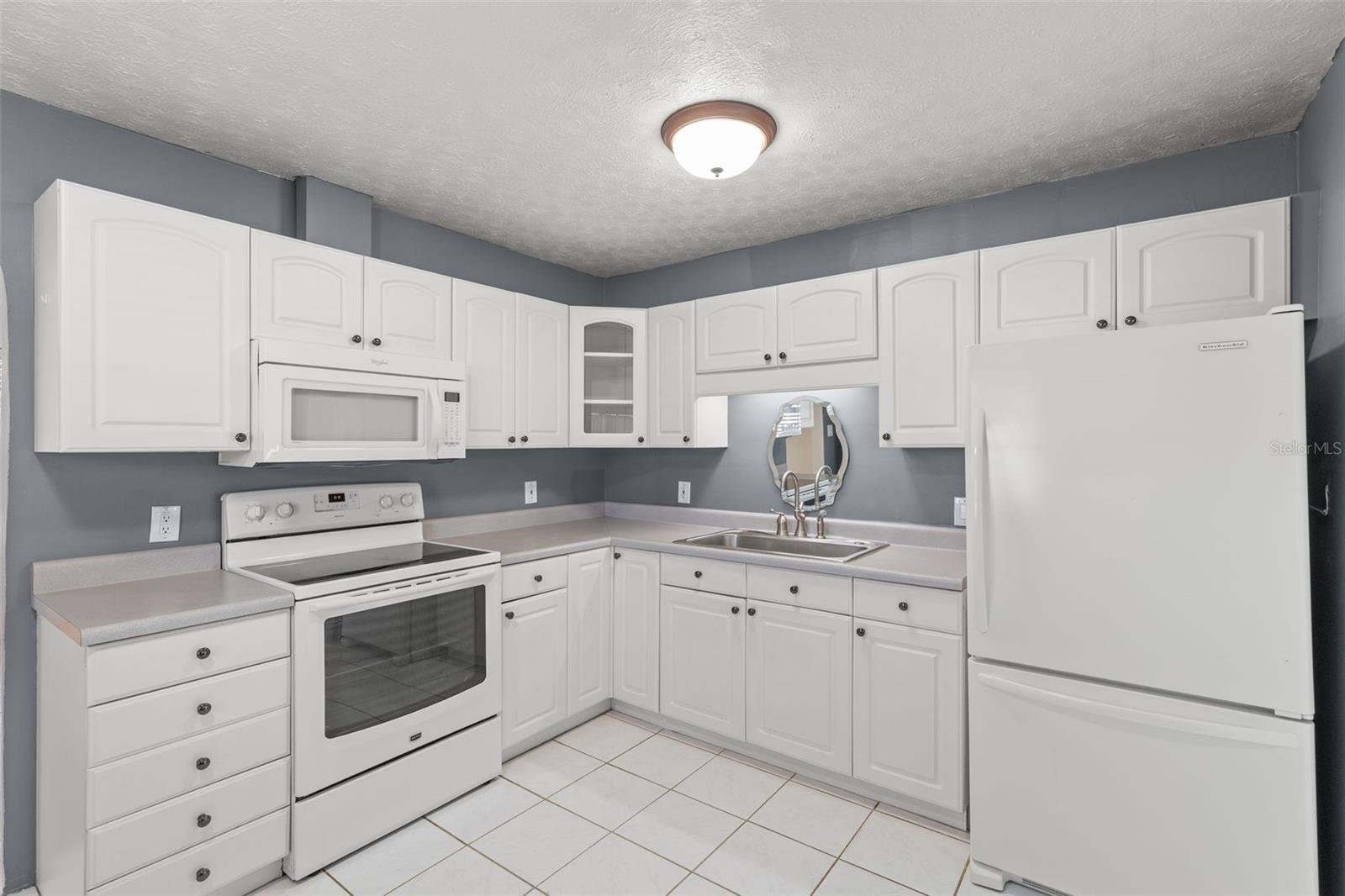 INTER BAY - Residential