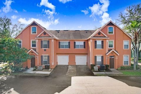 9142 LAKE CHASE ISLAND WAY 9142 TAMPA FL 33626