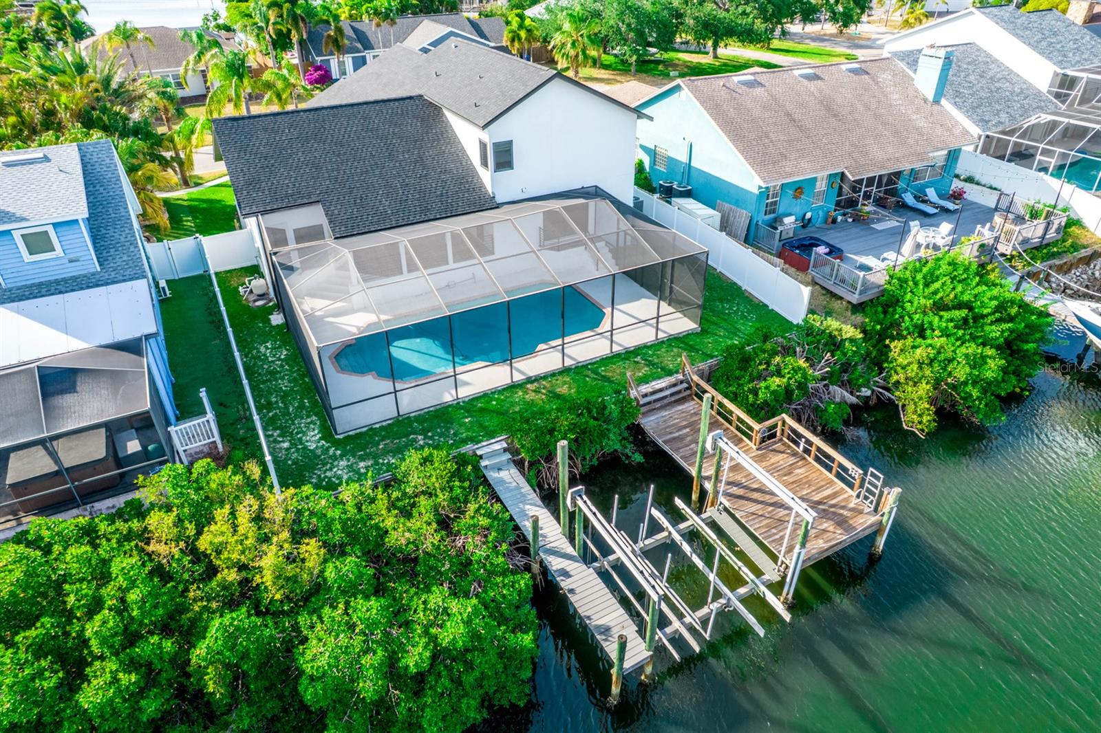 6509 DOLPHIN COVE DRIVE
