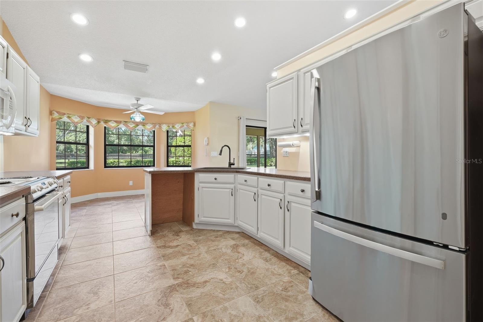 MOUNT PLYMOUTH - Residential