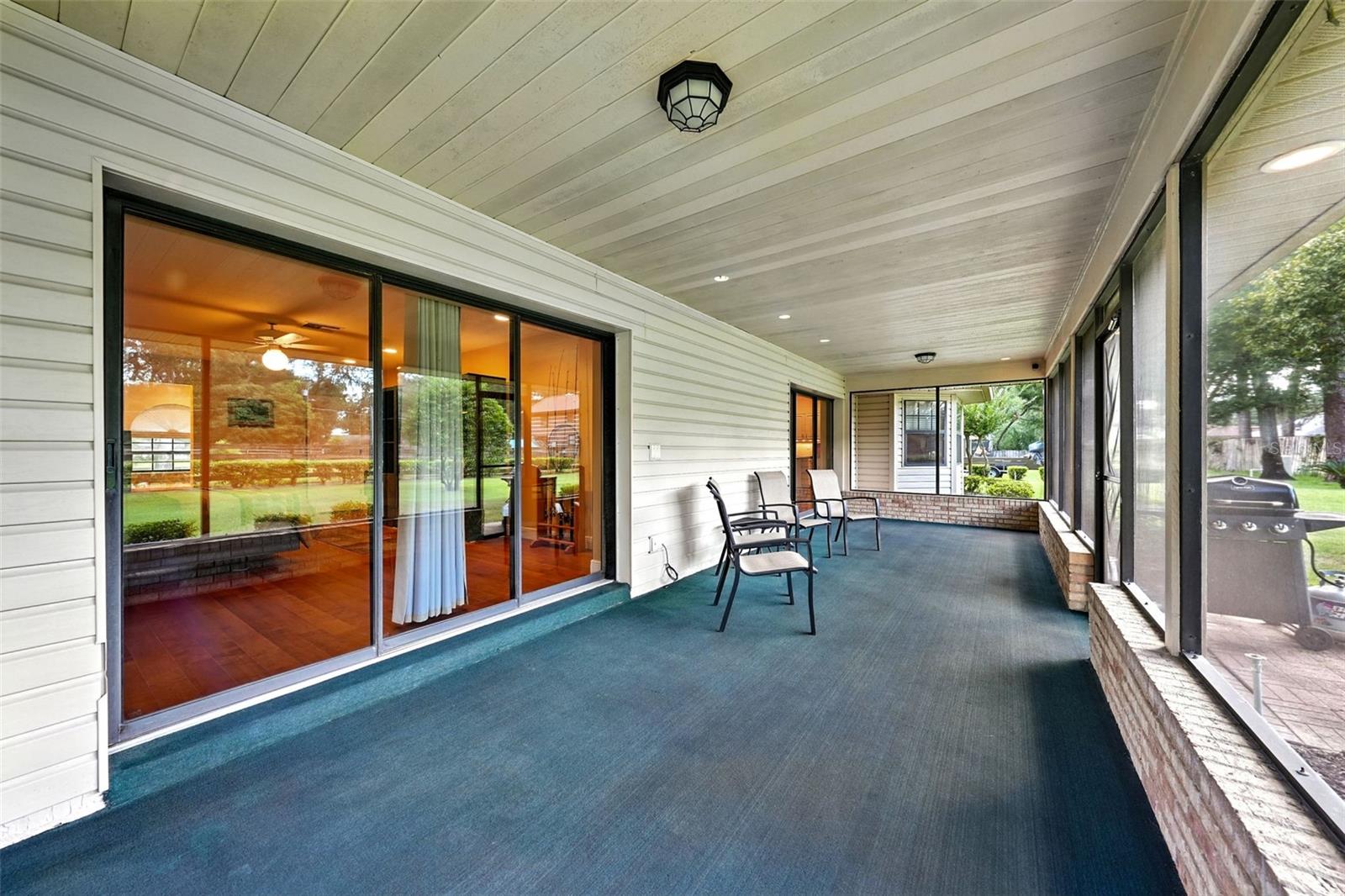 MOUNT PLYMOUTH - Residential