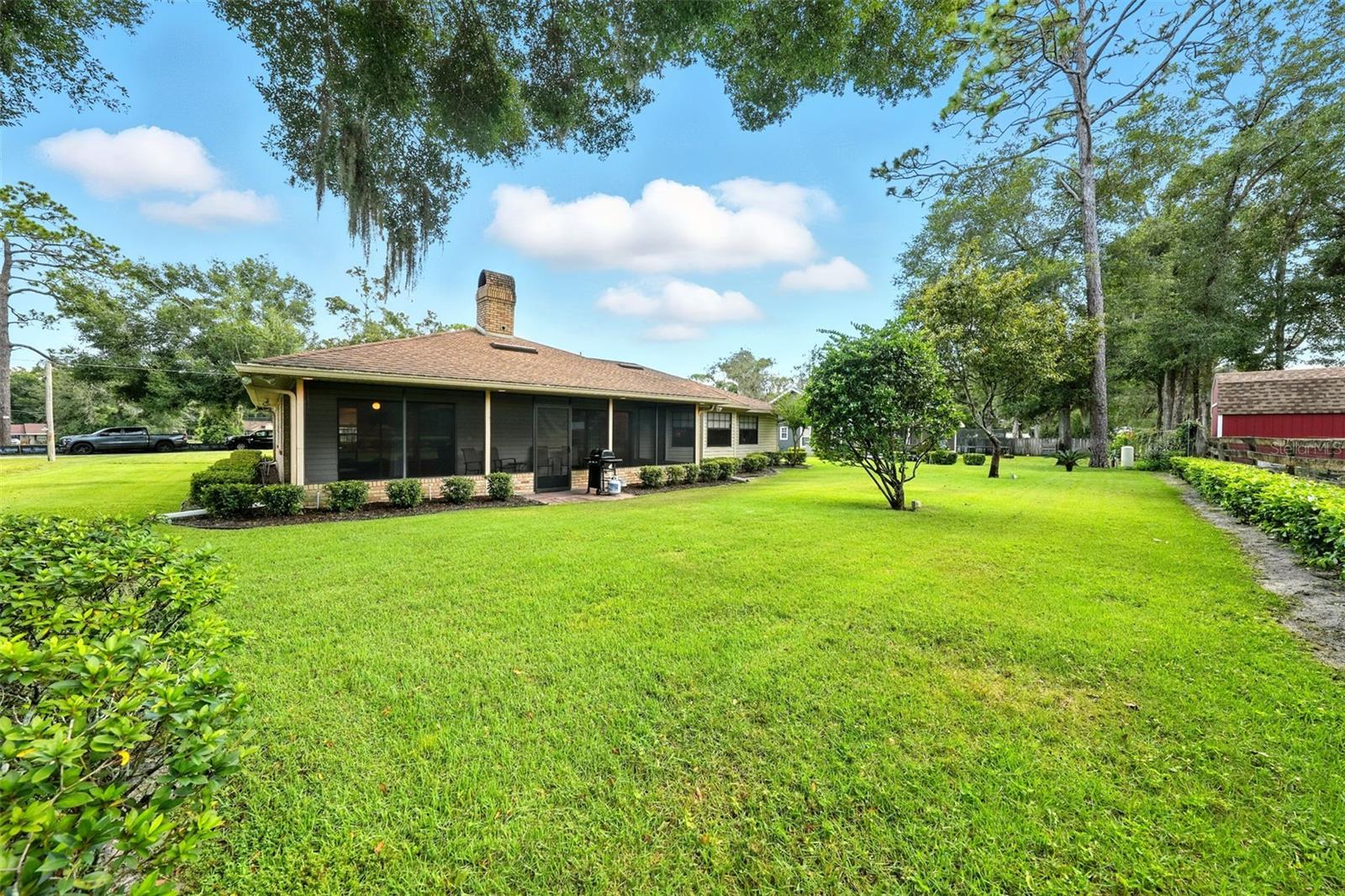 MOUNT PLYMOUTH - Residential